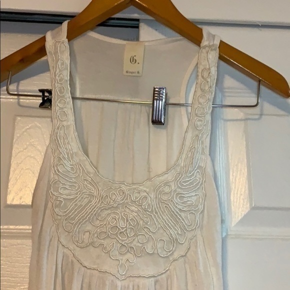 Ginger G white Flowy top with cinched bottom Small - Picture 7 of 8